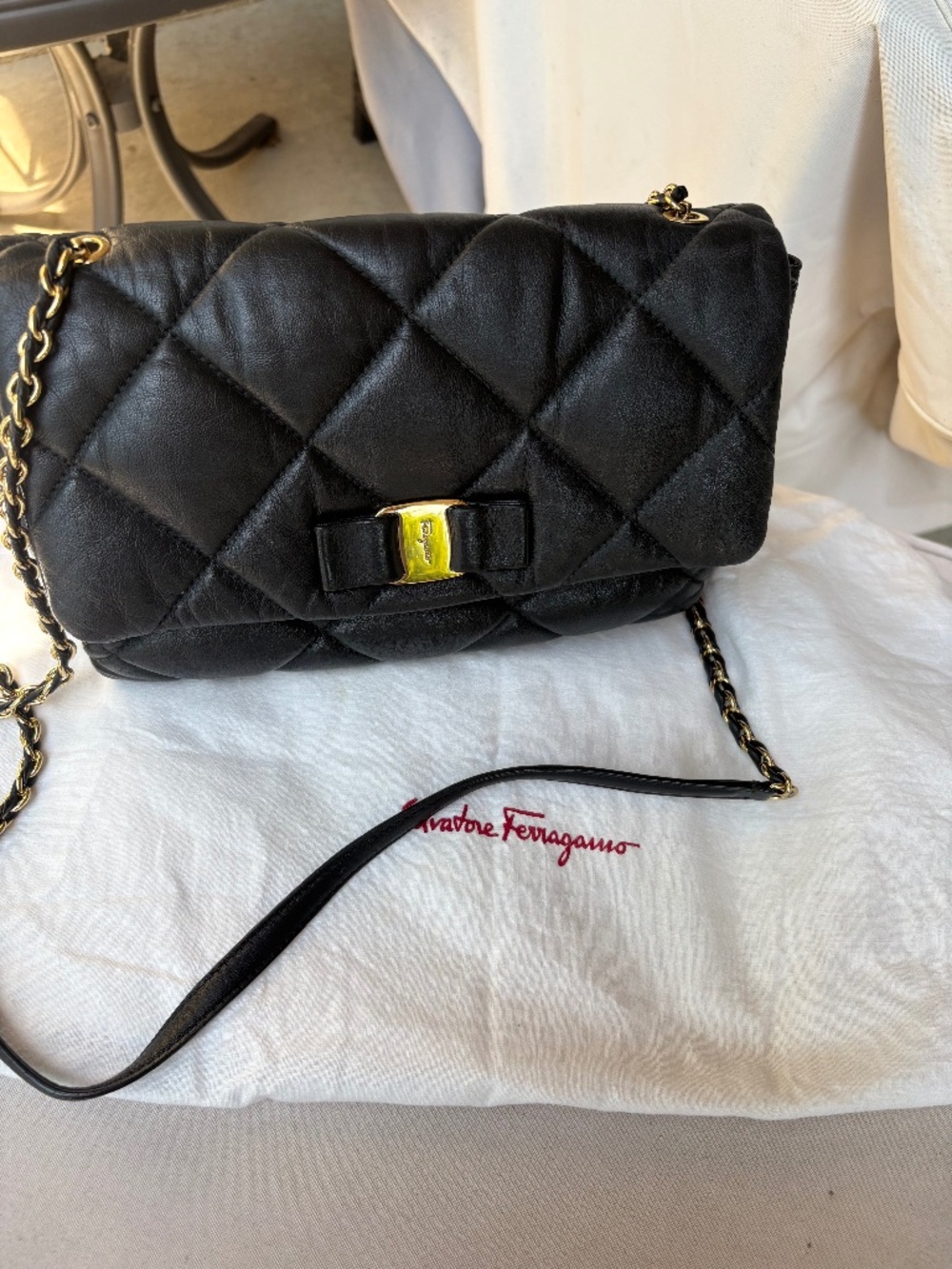 Ferragamo Iconic Vara Bow Quilted Crossbody Bag, Black